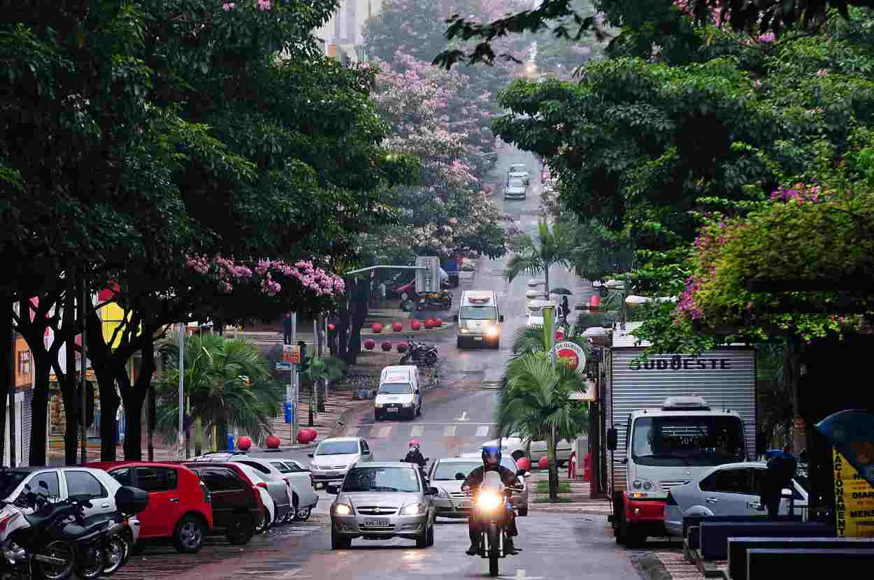 827 vagas de emprego em Foz do Iguaçu — Agência do Trabalhador (14/07/2026)